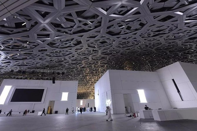 Private Abu Dhabi City Tour With Louvre Museum & Sheikh Zayed Grand Mosque - Tour Highlights