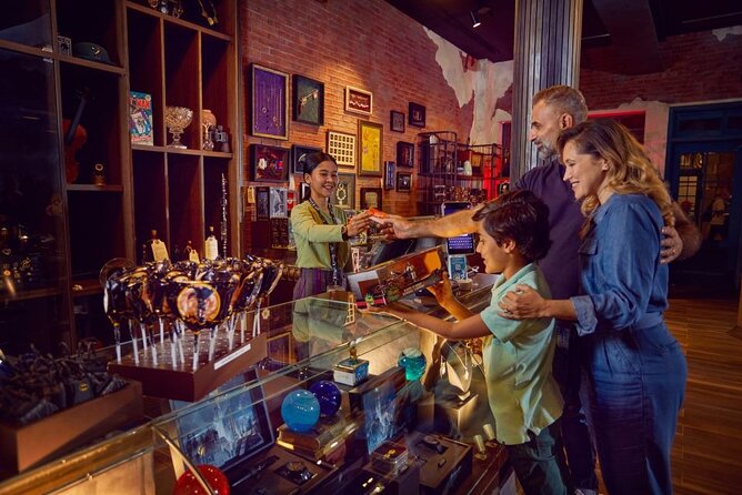 Private Abu Dhabi City Tour With Warner Bros - Booking and Cancellation Policy