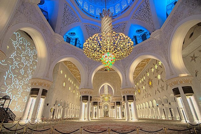 Private Abu Dhabi Tour From Dubai - Tour Guides