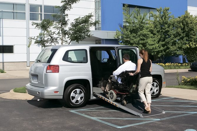 Private Accessible Vancouver Airport (YVR) Transfer to City of Vancouver - End Point: Vancouver, BC, Canada