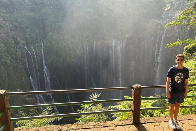 Private Adventure Trip to Tumpak Sewu Waterfall - Discovering Lesser-Known Gems: Blue Lake and Goa Tetes Cave
