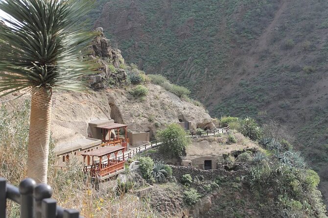Private Aguimes and Cave Town Tour From Las Palmas With Tapas Tasting - Tapas Tasting Experience