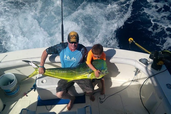 Private Air-Conditioned Fishing Rental in Cancun (up to 9) - Meeting and Pickup Details