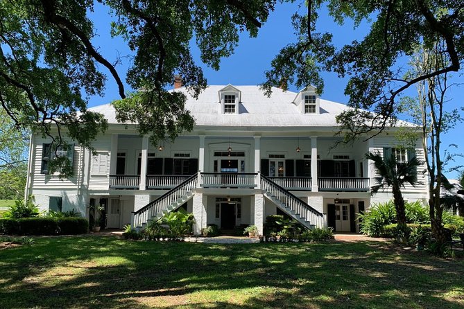 Private Airboat Ride and Plantations Tour With Gourmet Lunch From New Orleans - Private Airboat Ride Through Cypress Swamps