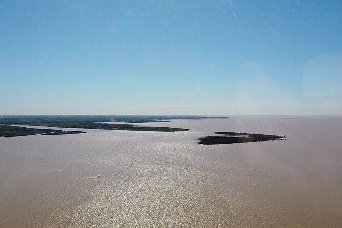 Private Airplane Tour Over Buenos Aires for 2 Passengers - Operating Hours and Accessibility