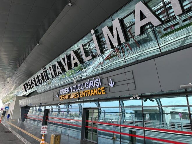 Private Airport Transfer (ASR - NAV) - Vehicle Comfort Features