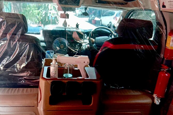 Private : Airport Transfer by Minivan - Cancellation Policy and Support