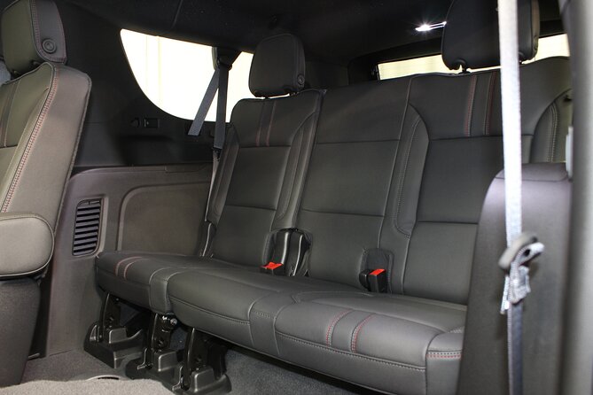 Private Airport Transfer From JFK LGA and EWR to Manhattan - Pickup and Meeting Points