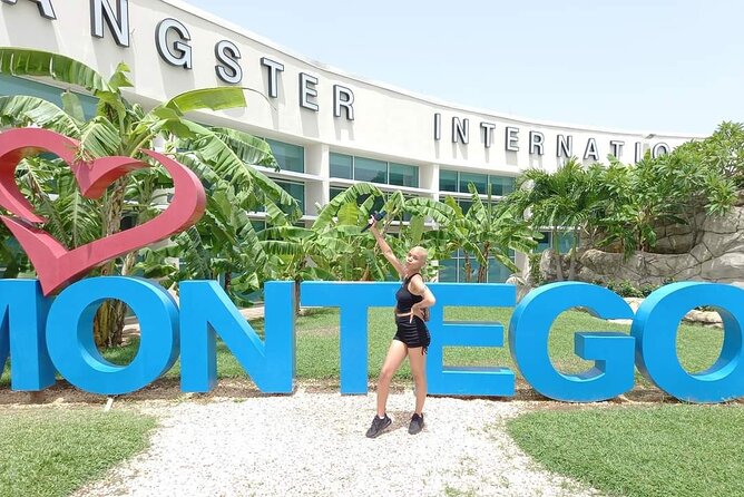 Private Airport Transfer From MBJ to Negril - Pickup Information