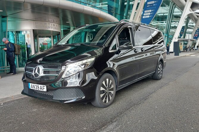 Private Airport Transfer From Porto to Santiago De Compostela - Accessibility Information