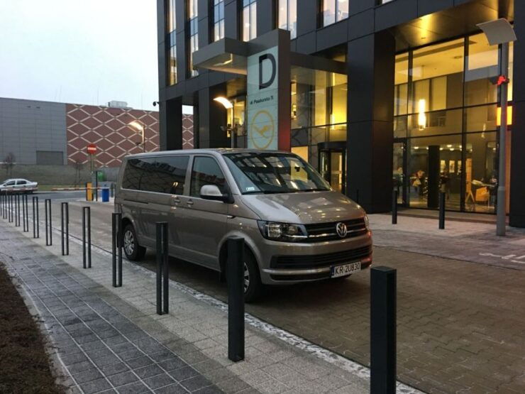 Private Airport Transfer From/To Krakow Balice Airport - Good To Know