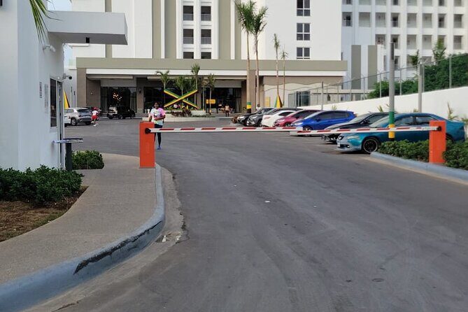 Private Airport Transfer Riu Aquarelle & Excellence Oyster Bay - What to Expect from Your Transfer