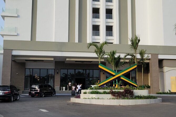 Private Airport Transfer Riu Aquarelle & Excellence Oyster Bay - Who Should Book This?