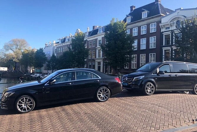 Private Airport Transfer Schiphol Airport to Amsterdam - Confirmation and Accessibility