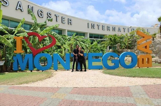 Private Airport Transfer To/From Hotels in Falmouth - The Sum Up