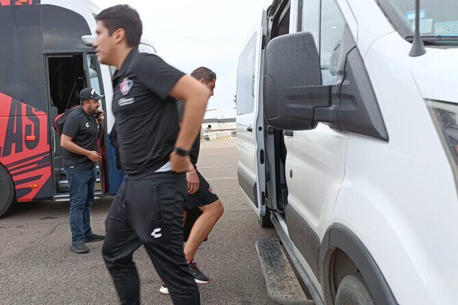 Private Airport Transfer To Mazatlan With Complementary Drinks - Why You Might Choose This Service