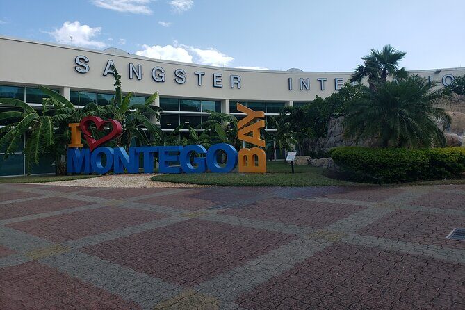 Private Airport Transfer to Royalton, Ocean Coral Spring & Excellence Oyster Bay - FAQ