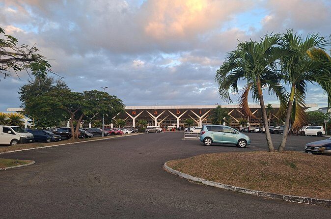 Private Airport Transfer to Shangri-La - Who Will Benefit Most?