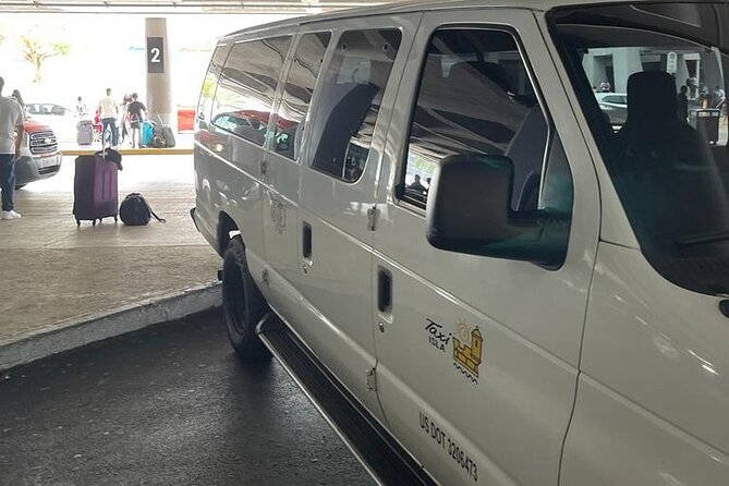 Private Airport Transfers to Ceiba Ferry Terminal and Airport - Pricing and Booking Process