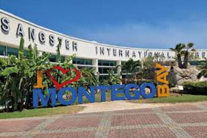 Private Airport Transfers to/from Hotels in Montego Bay - Who Is This Service Best For?  