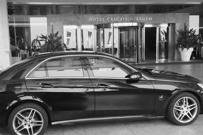 Private Airport Transfers to Sintra, Cascais, Estoril - Inclusions: Wi-Fi and Bottled Water