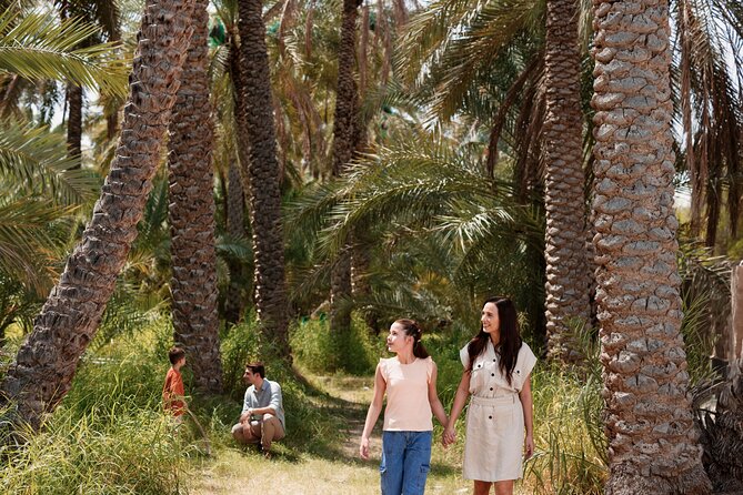 Private Al Ain Tour by 4x4 Vehicle With Zoo Tickets - Important Information