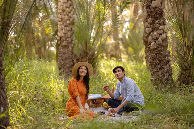 Private Al Ain Tour With Oasis, Museum & Zoo Tickets - Transportation