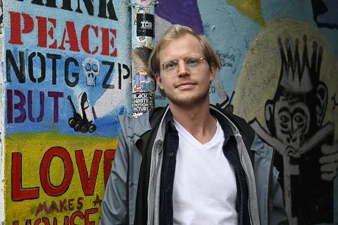 Private Amsterdam Coffeeshop Tour With a Local - Meeting and Pickup Information