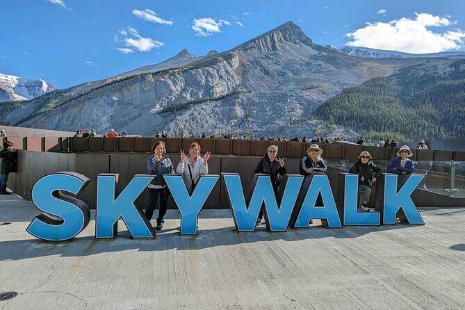 Private and Customizable Transport Airport Pickups and Drop Offs - Who Will Love This Experience?