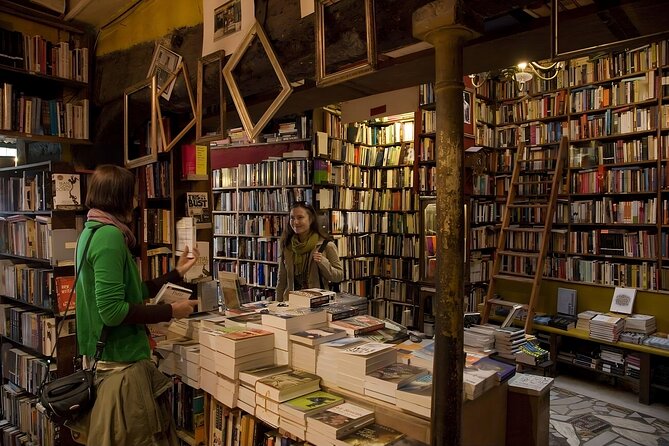 Private and Elegant Tour of the Essence of Parisian Delights - Indulge in Gourmet Delights at Parisian Cafés