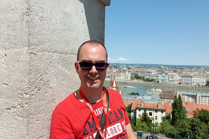 Private and Personalized Tours in German in Budapest - Meeting and Pickup