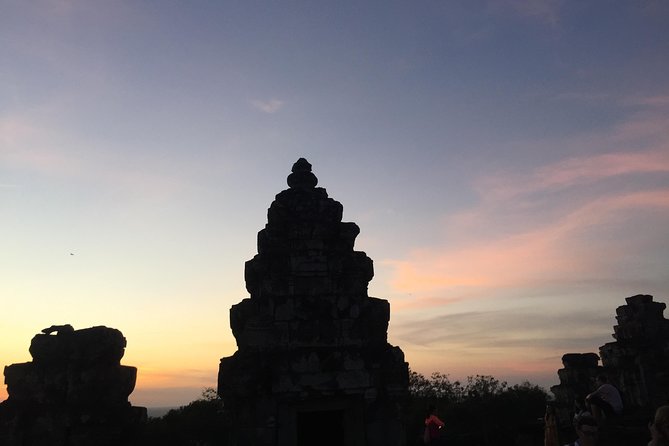 Private Angkor Bakeng Sunset Hidden Gem Bike Tour - What To Bring