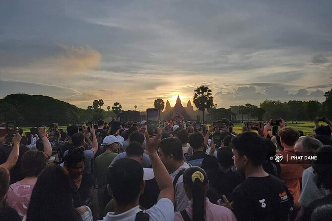 Private Angkor Sunrise Guided Tour - Tour Details