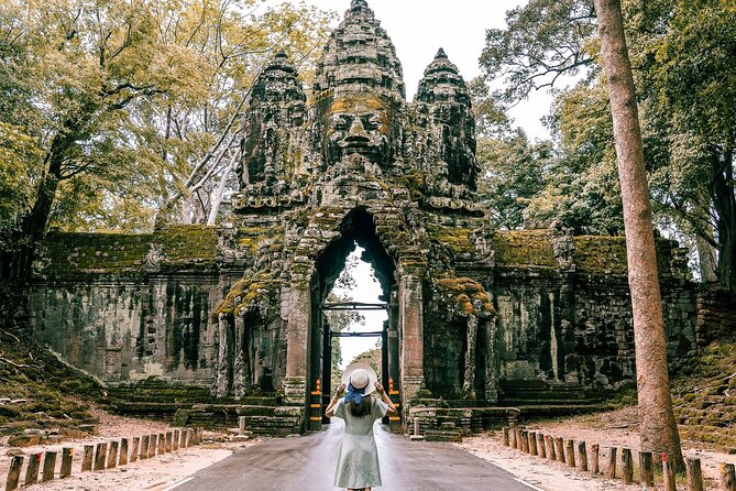 Private Angkor Tour With Local Guide & Inclusive Lunch - Meeting and Pickup