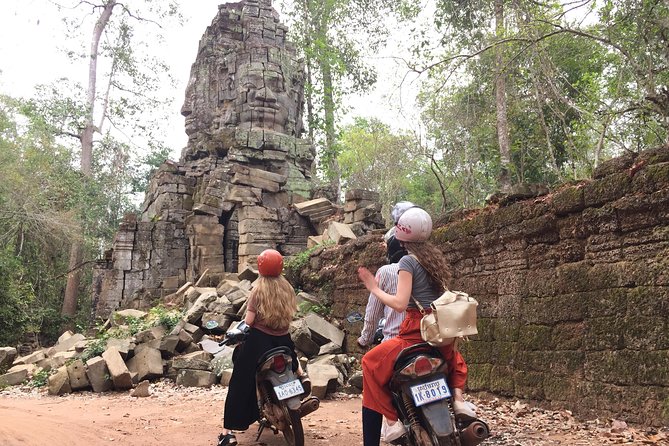 Private Angkor Wat Bakeng Hidden Gem Sunset Tour - Important Information