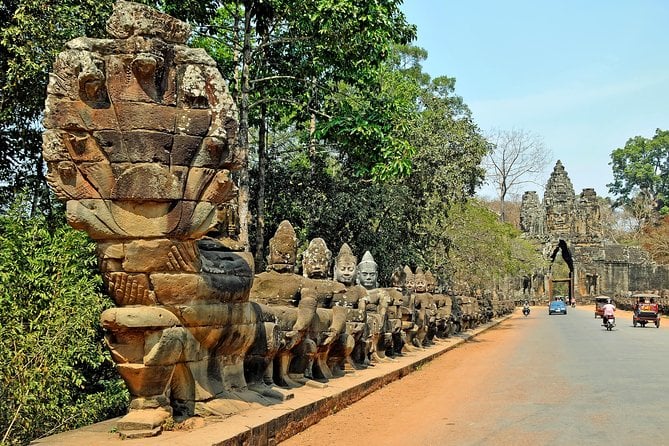 Private Angkor Wat Guided Sunset Tour - What To Expect