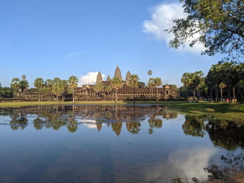 Private Angkor Wat Sunrise Small Tour - The Itinerary: What to Expect from Dawn to Midday