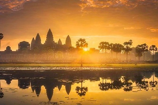 Private Angkor Wat Sunrise Tour - Experienced Tour Guide