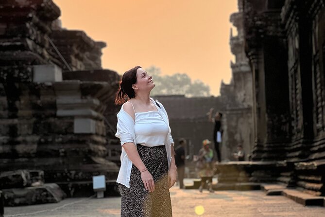 Private Angkor Wat Sunrise Tour With Lunch Included - Meeting and Pickup Information
