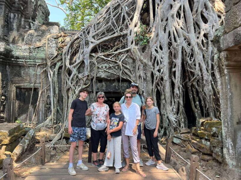 Private Angkor Wat Sunrise Tour with Lunch - Moving to Angkor Thom and Bayon