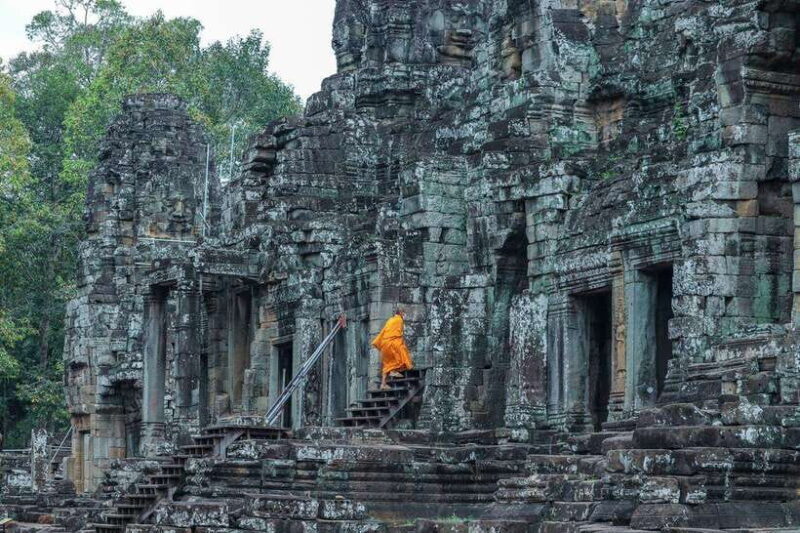 Private Angkor Wat Sunset Tour with Lunch and Snack Included - Frequently Asked Questions
