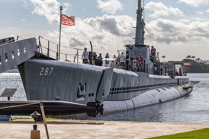 Private Arizona Memorial Bowfin Submarine and Honolulu City Tour - Itinerary Details