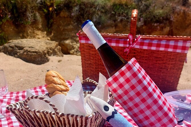 Private Arrabida & Sesimbra Beach Tour With Picnic - Group Size and Private Experience