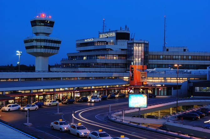 Private Arrival or Departure Transfer From/To Airport of Berlin - Selecting Date and Travelers