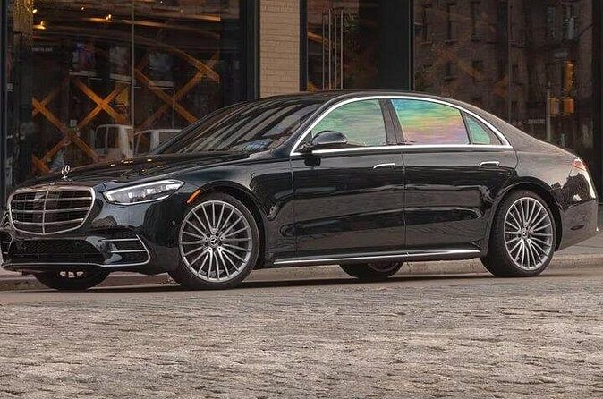 Private Arrival Pudong Airport PVG to Shanghai City by Luxury Car - Detailed Breakdown of the Journey