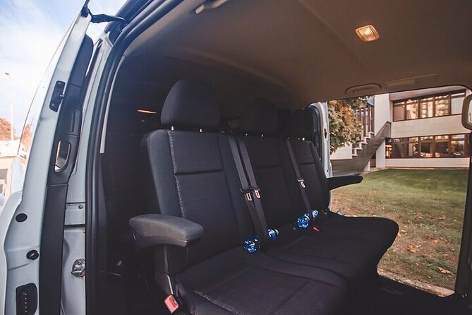 Private ARRIVAL Transfer by MINIVAN Mercedes Vito 8+1pax - Meeting and Pickup