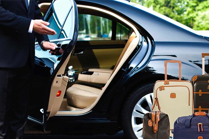 Private Arrival Transfer From Airport to Quito - One Way - Inclusions