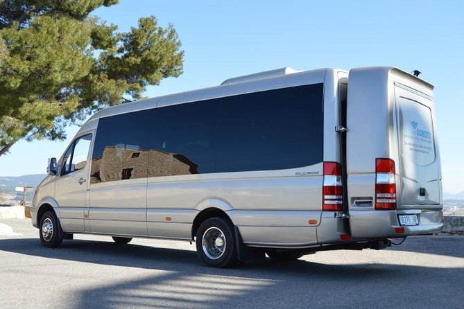 Private Arrival Transfer From Barcelona Airport to Sitges - Common Questions