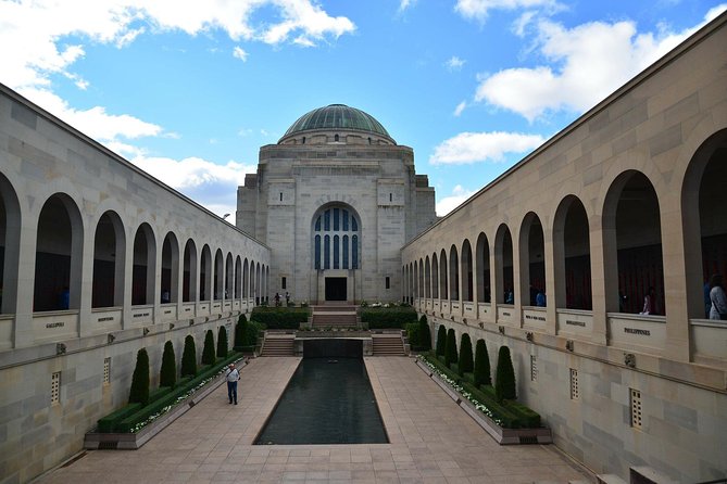 Private Arrival Transfer From Canberra Airport to Canberra City - Meeting and Pickup Details