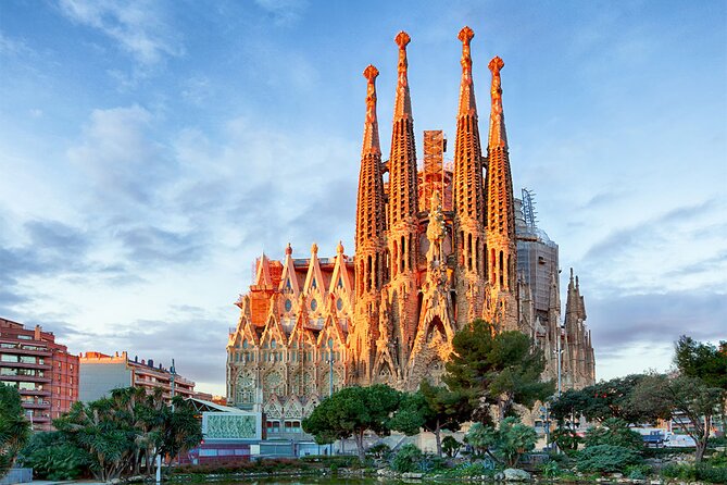 Private Arrival Transfer From El Prat Airport to Central Barcelona - Common Questions
